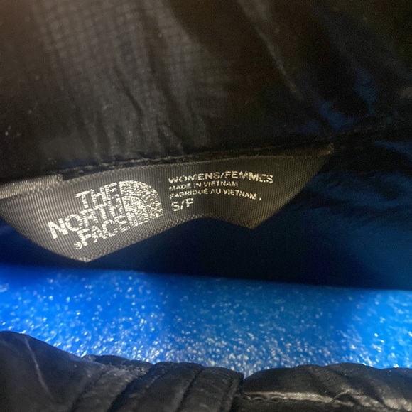 North face jacket - Picture 4 of 10